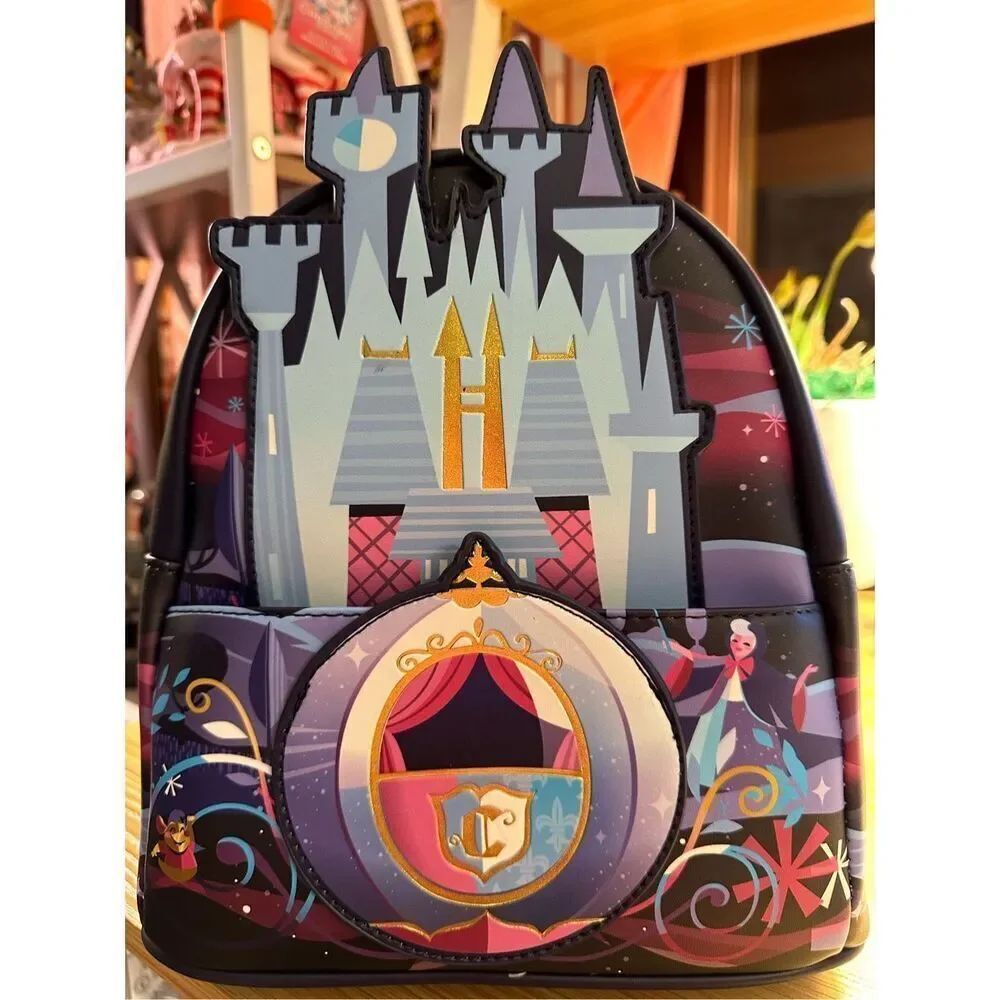LOUNGEFLY DISNEY CINDERELLA CASTLE SERIES MINI BACKPACK NWT